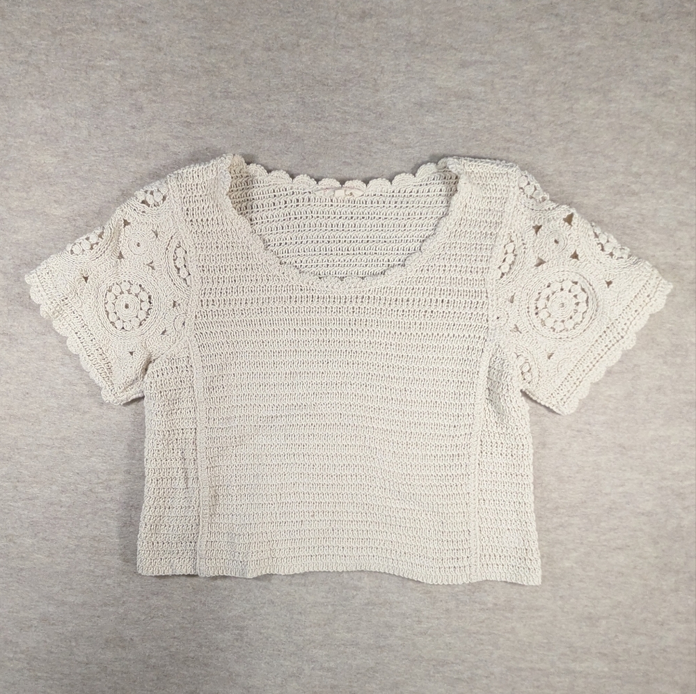Solitaire Cream Off White Crochet Scalloped Cropped Short Sleeve Sweater Top Med